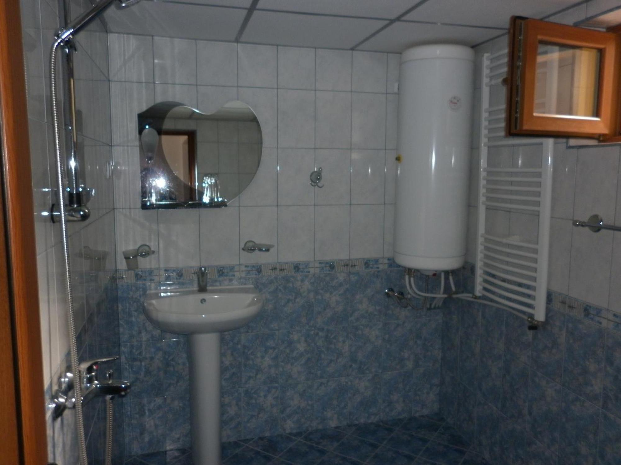 קופריבשטיצה Guest House Mavrudieva מראה חיצוני תמונה