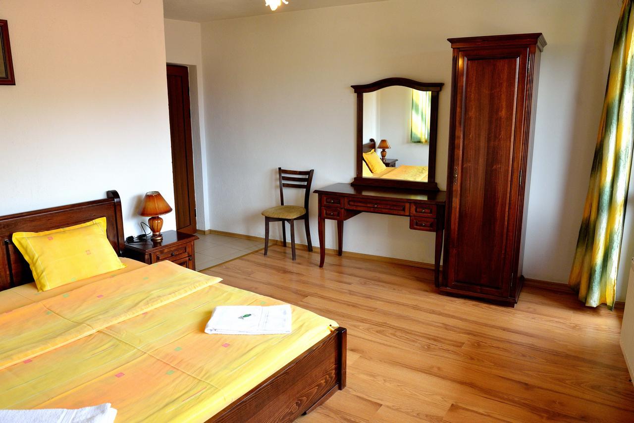 קופריבשטיצה Guest House Mavrudieva מראה חיצוני תמונה