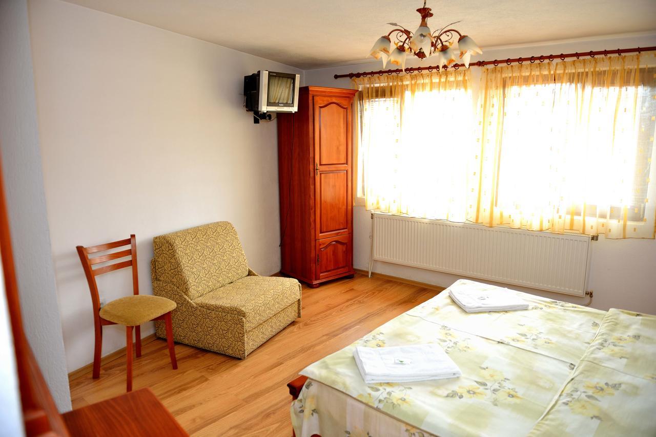 קופריבשטיצה Guest House Mavrudieva מראה חיצוני תמונה