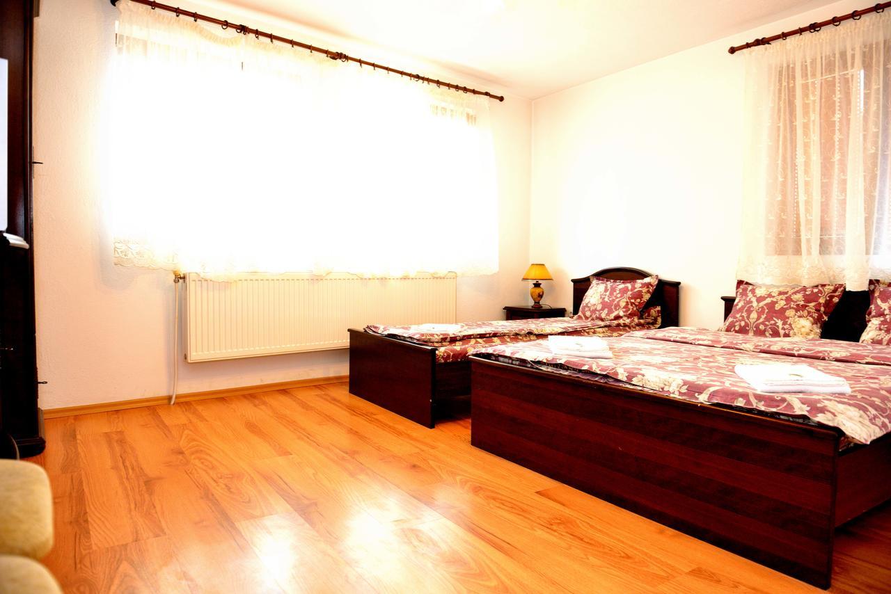 קופריבשטיצה Guest House Mavrudieva מראה חיצוני תמונה